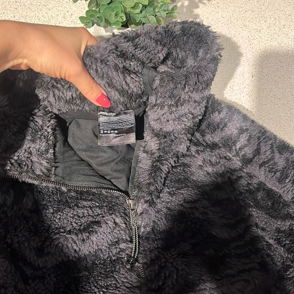 Lululemon Sz XS/S Scuba Oversized Fleece Funnel Neck *Jacquard Camo Carbon Black - Picture 13 of 16